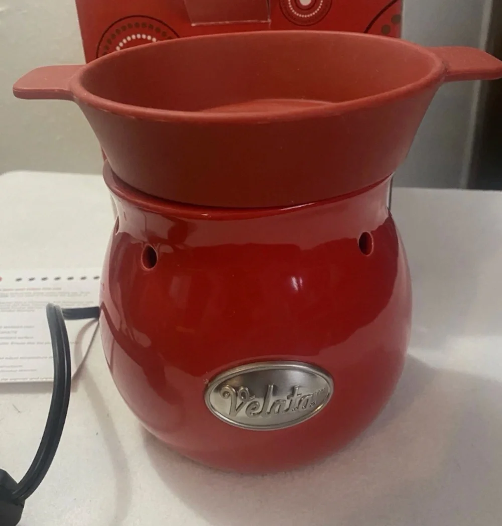 NIB Velata Fun Fondue Warmer Rouge Red Scentsy Chocolate Melter 3100-10047